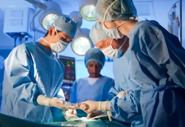 24_7 Emergency Surgical Careers image